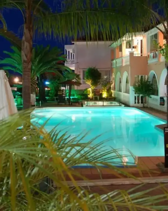laganas paralia zakinthos pisina laganasbeachhotel2